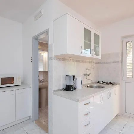 Jaksa Apartment
